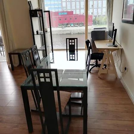 3bed 3bath Liffey River View Апартаменты Дублин